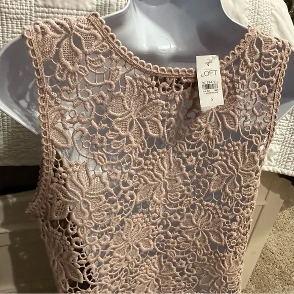 Ann Taylor‎ Loft top - NWT - Picture 5 of 7